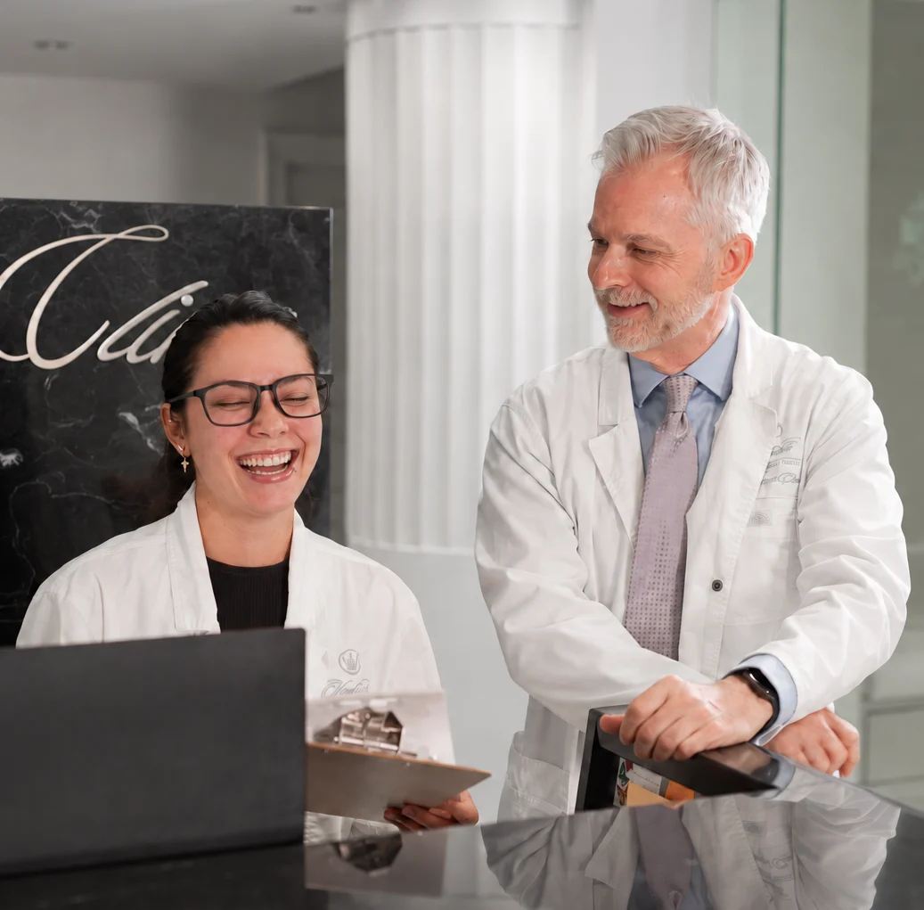 The front desk team at Yorkville Sports Medicine Clinic